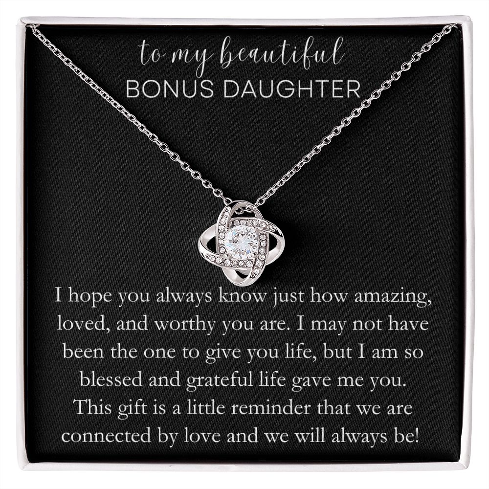 Bonus Daughter | Love Knot Necklace
