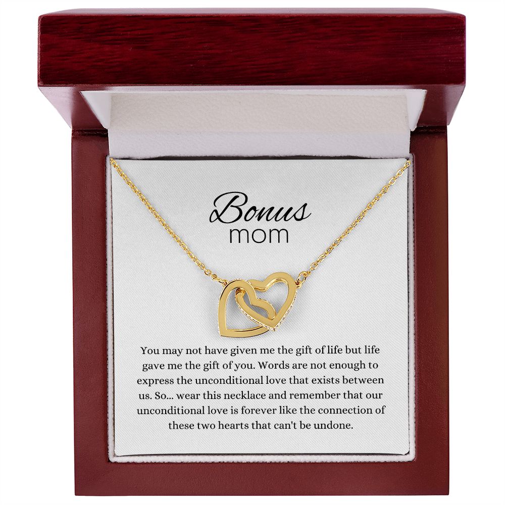 Bonus Mom | Interlocking Hearts necklace