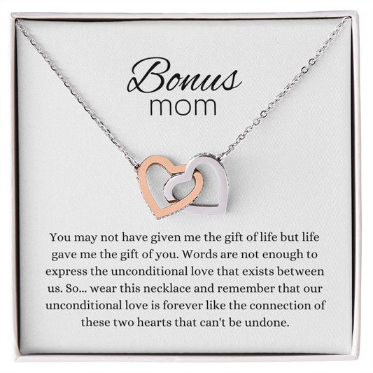 Bonus Mom | Interlocking Hearts necklace
